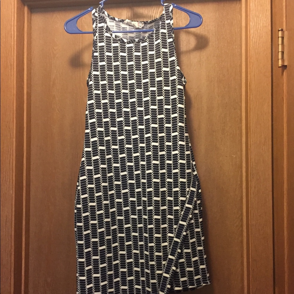 Semi-casual dress